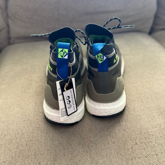 Adidas - Picture 3 of 10